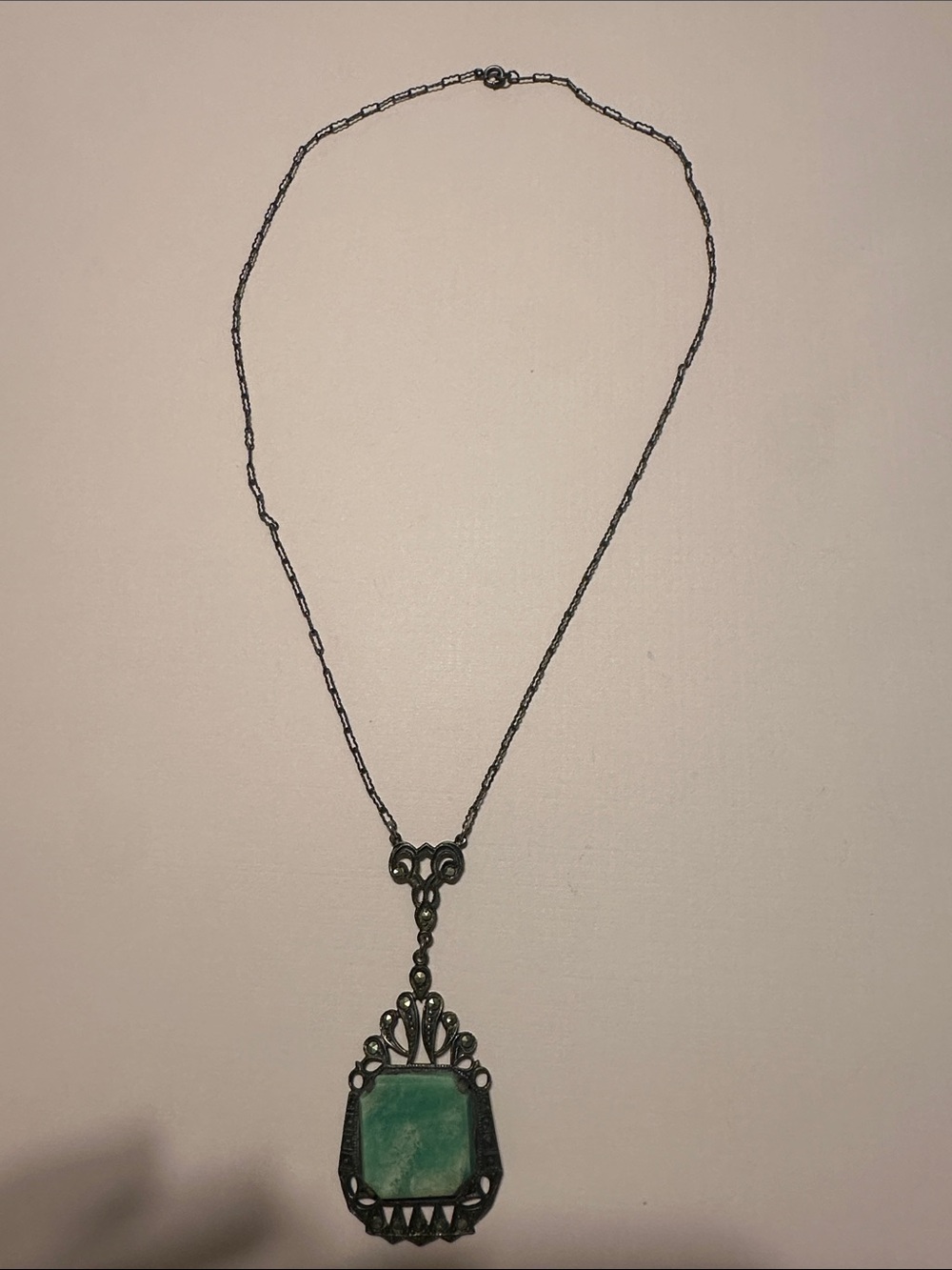 #artdeco #vintage Green Stone Pendant Necklace - Women Jewelry